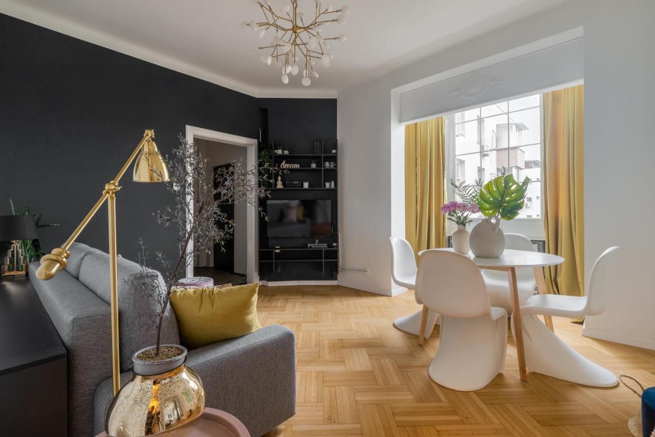 Little Paris By Urbanesq Appartement Boekarest Buitenkant foto